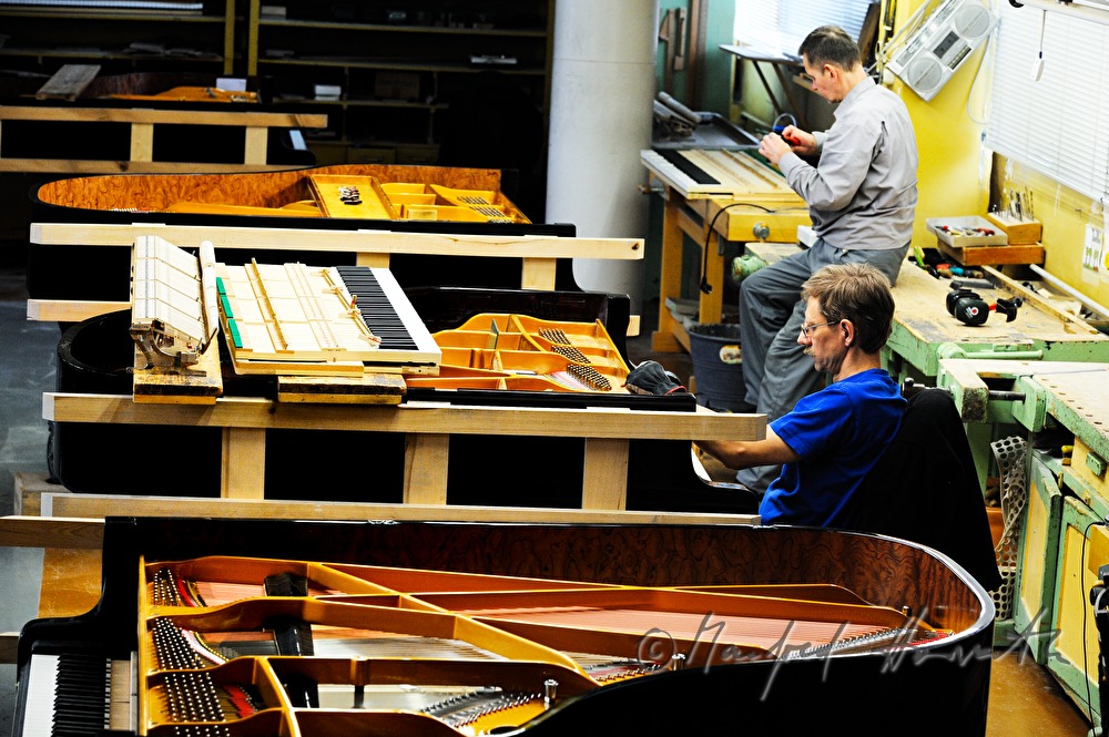 Klavierstimmen in der Werkstatt
