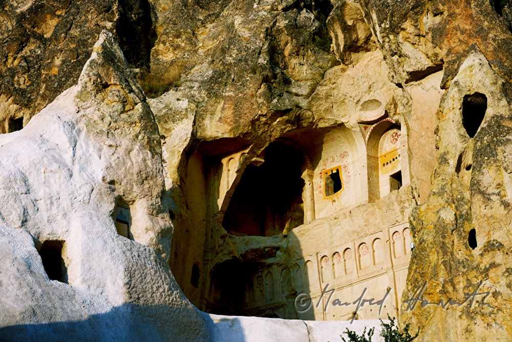 Felsen-Kirche Karanlık Kilise