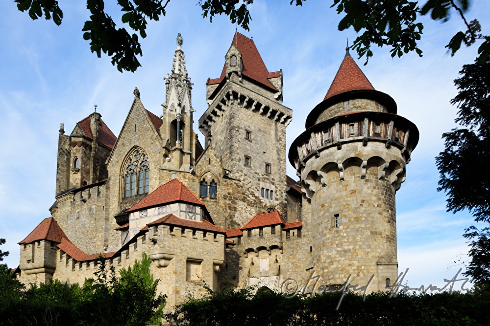 Burg Kreuzenstein im historistischen Baustil