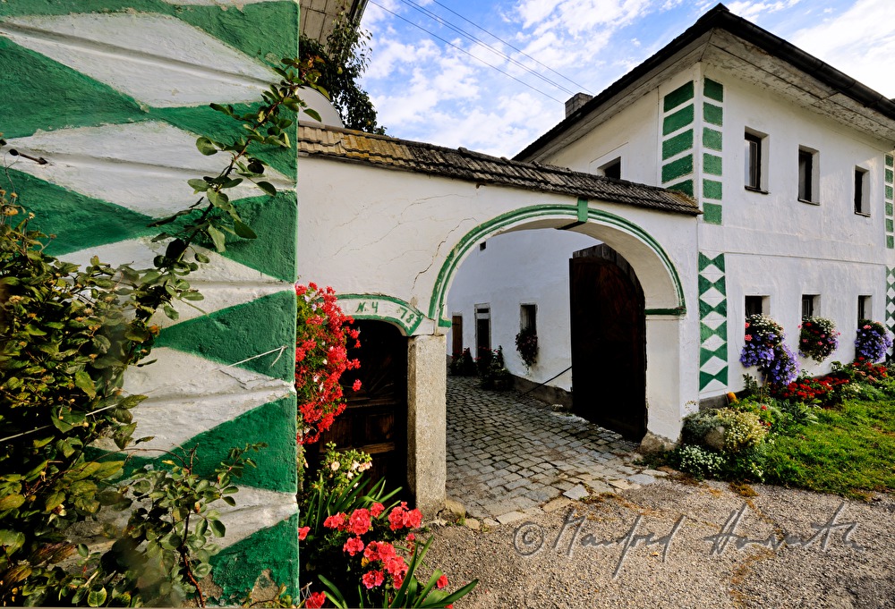 Bauernhof mit grüner Bemalung