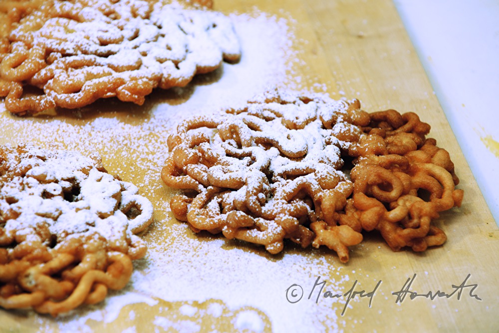 Kirtagsflecken aus fritiertem Bauerngebäck