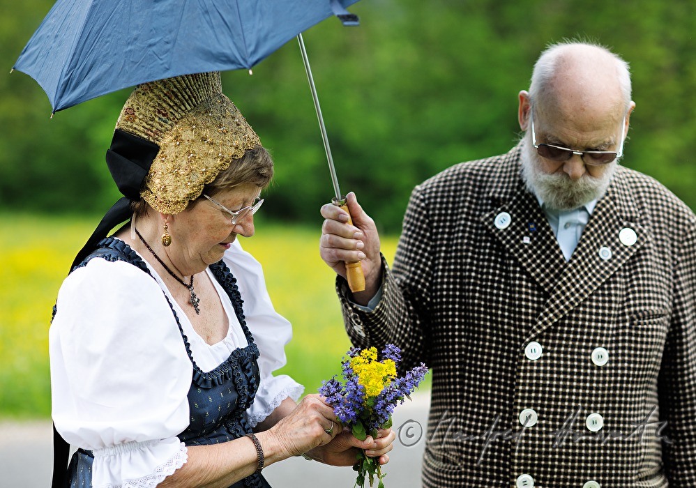 Ehepaar in traditioneller Wachauer Tracht