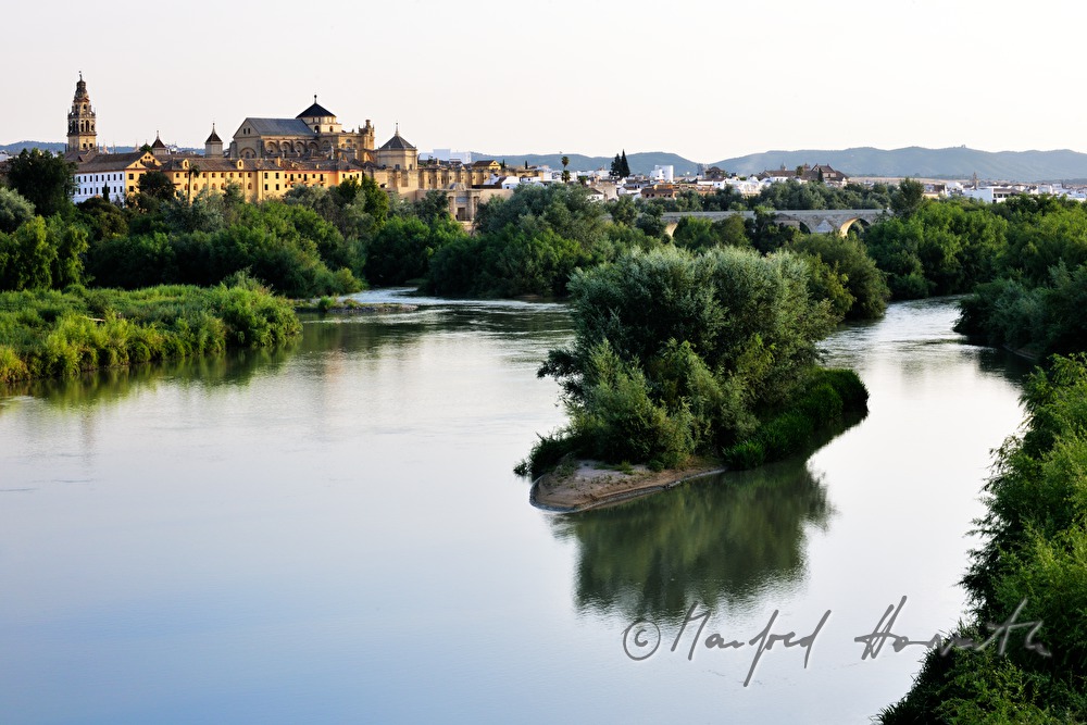 Mezquita und Rio Guadalquivir