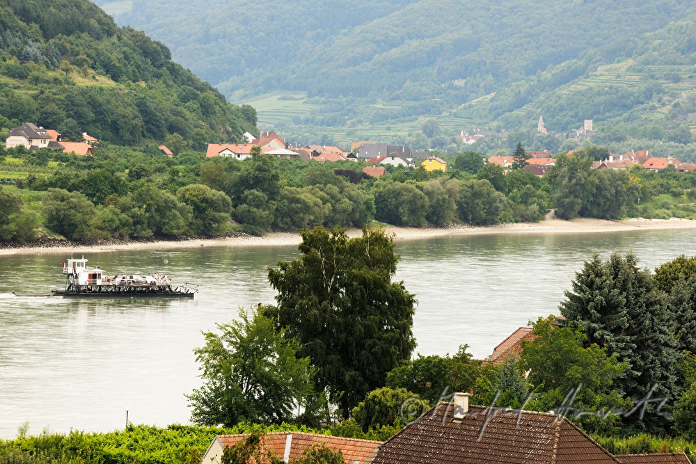Blick von Hotel Mariandl zur Donau