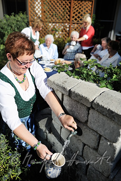 Kaffekränzchen im Altenwohnheim 