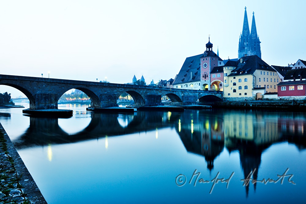 Dom, Steinbrücke und mittelalterliche Altstadt