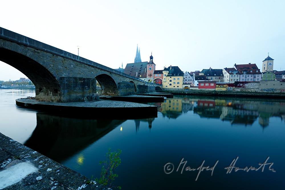 Dom, Steinbrücke und mittelalterliche Altstadt