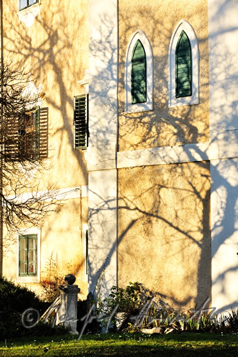 Eingang zum Schloss Mühlbach