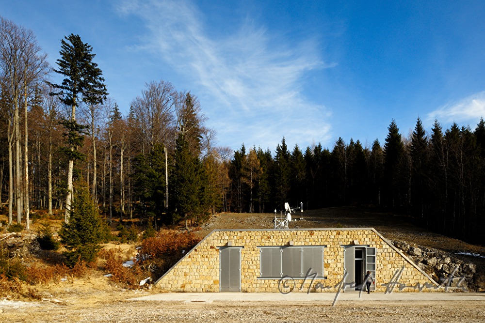 Laborgebäude des Conrad-Observatorium (Erbeben-Messung)