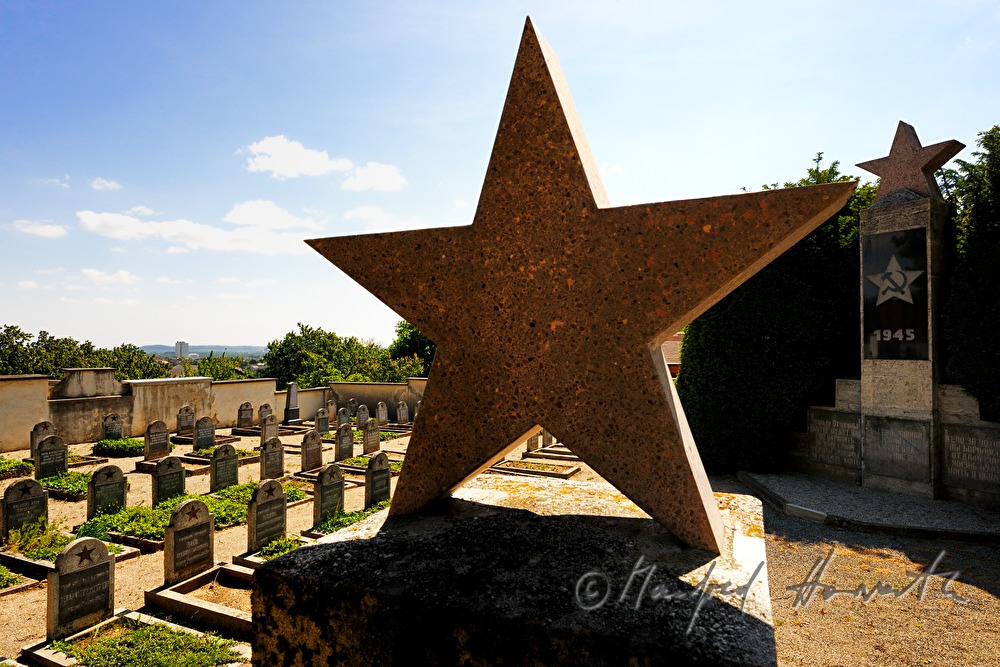 Kriegerdenkmal für die gefallenen russischen Soldaten