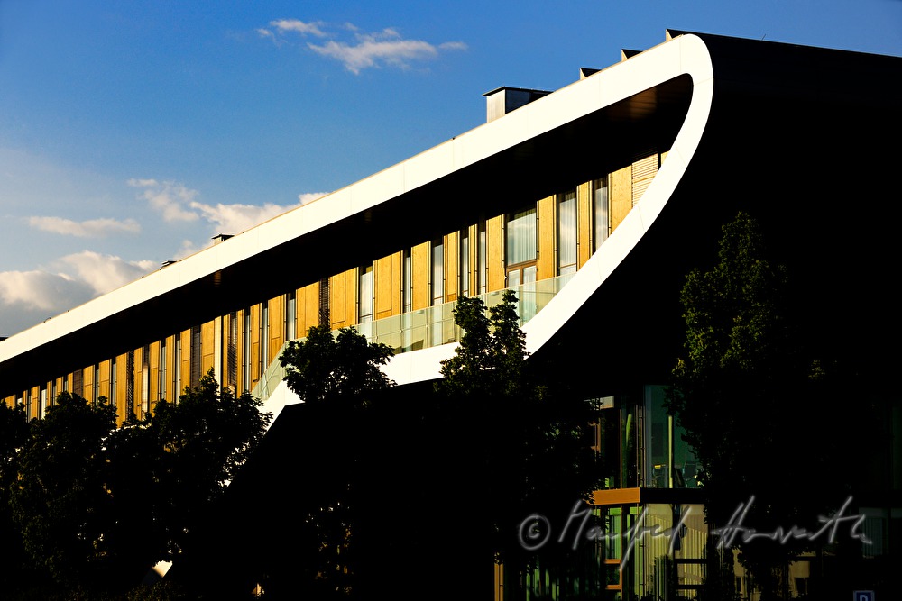 moderne Fassade aus dem Baujahr 1994