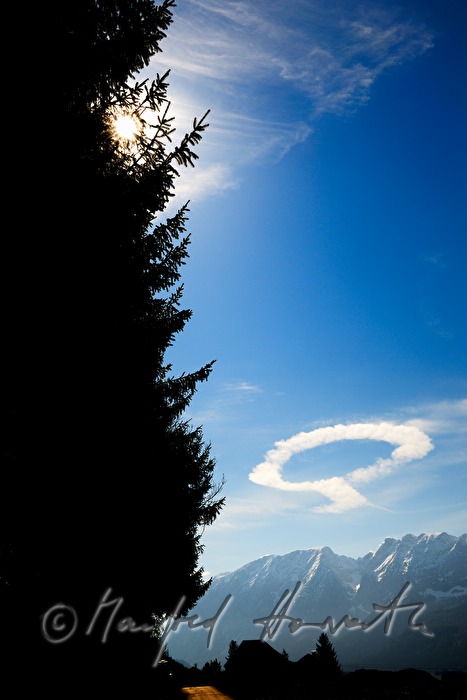 ringförmige Fönwolke