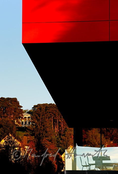 Gloriette im Leithagebirge und Haydn-Konservatorium
