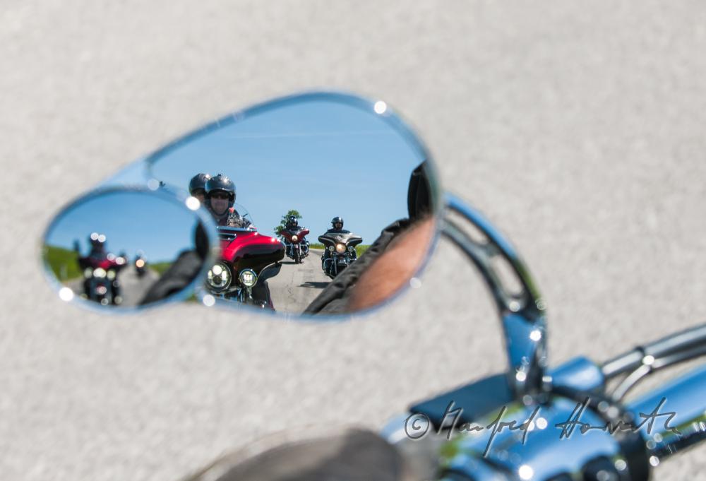 Motorradfahrt mit Harley Davidson-Motorrädern