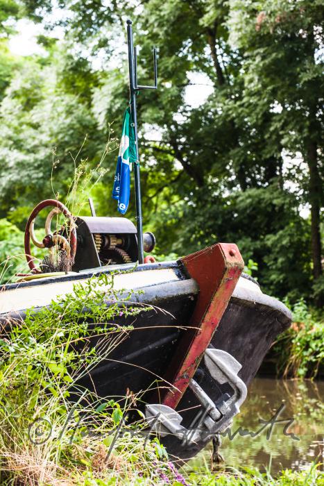 Hausboote ankern am 