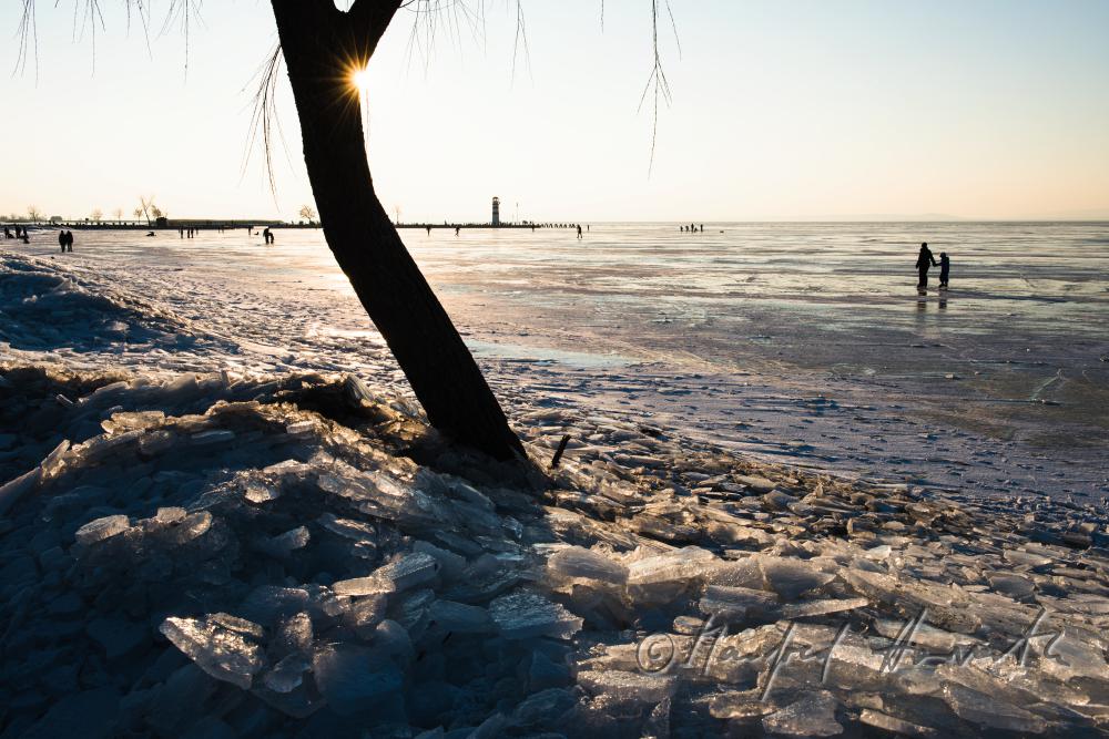 Eisstoss am Strand von Podersdorf