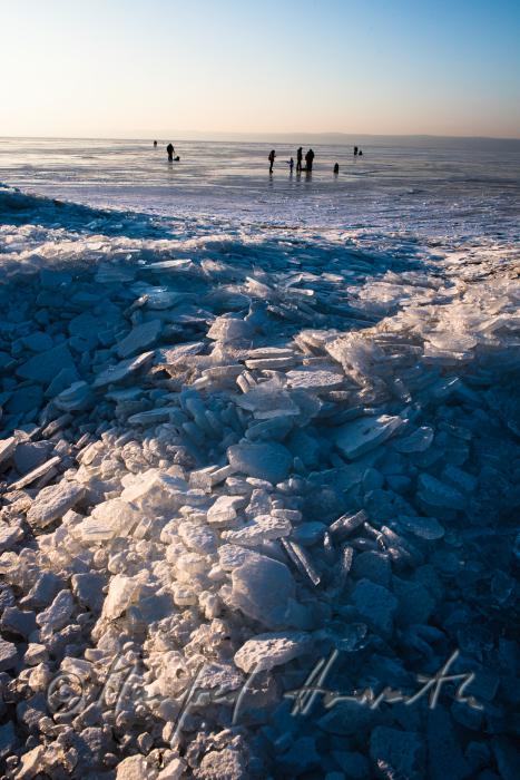 Eisstoss am Strand von Podersdorf