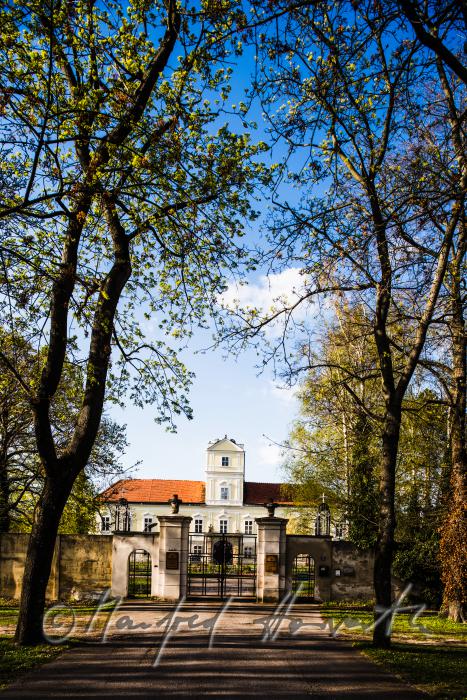 frühbarockes Schloss Obersiebenbrunn (Sitz der orthodoxen Kirche)
